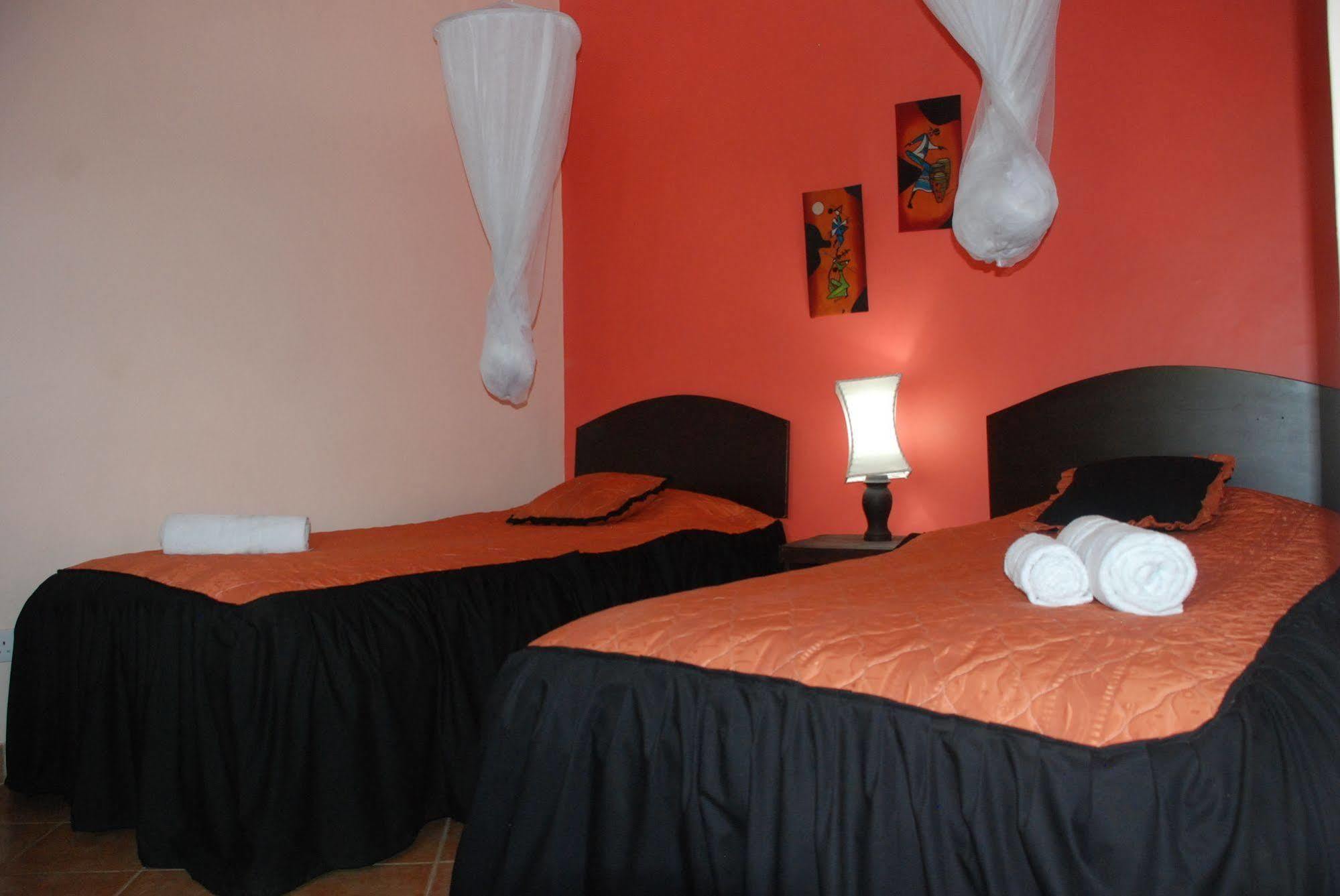 Osoita Lodge Nairobi Bagian luar foto